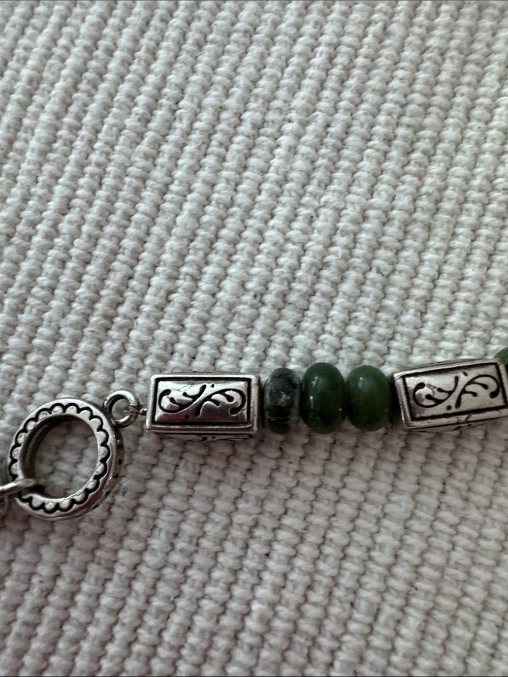 Green Beaded Silver-Accent Bracelet with Heart Charm - Picture 4 of 11